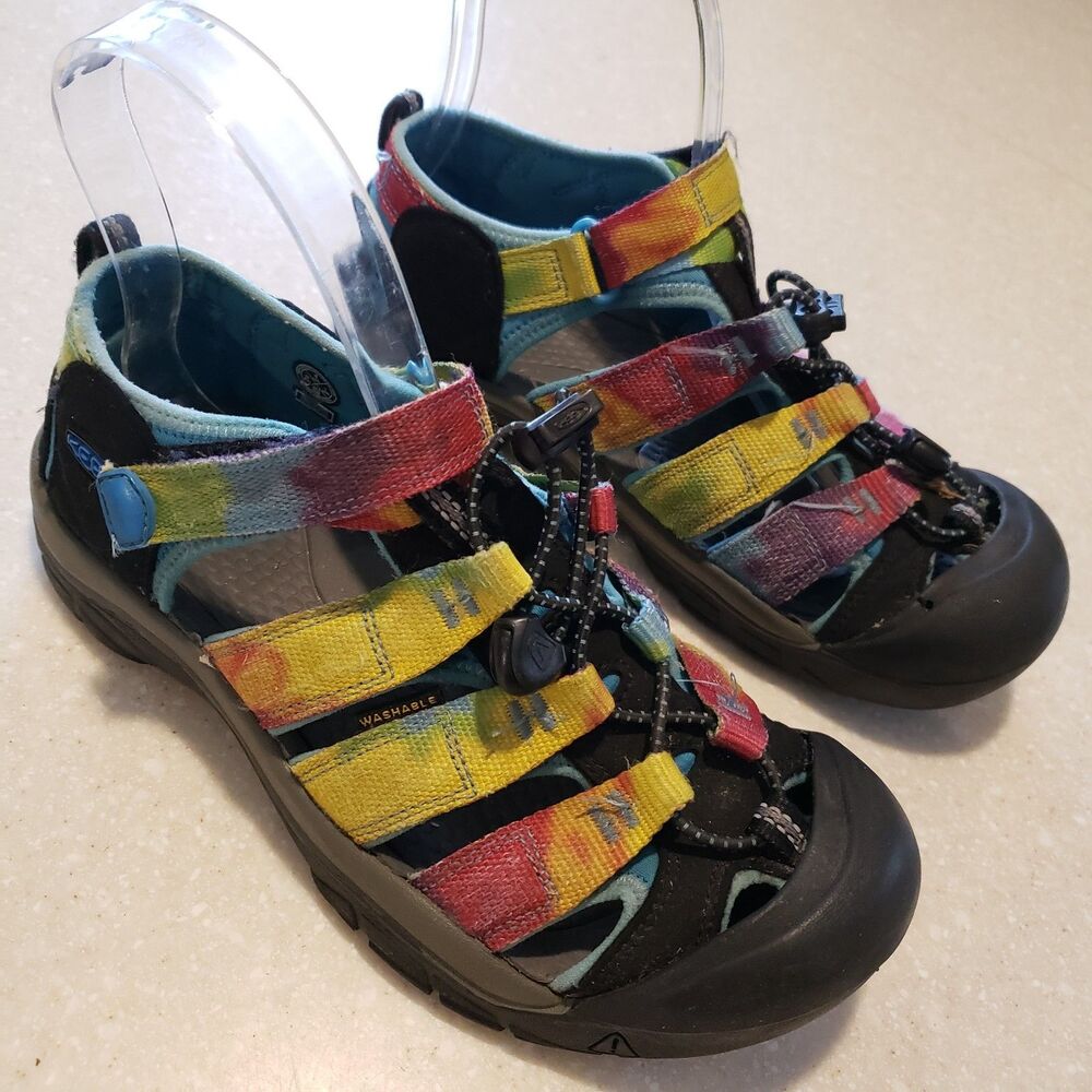 Keen Newport H2 Kids 4 Slip On Outdoor Water Shoes Sandals Rainbow Pattern